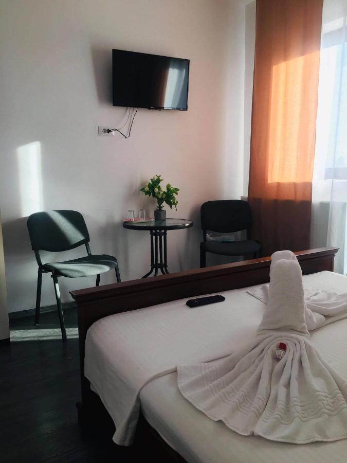 Casa Famous Apartment Яш Екстериор снимка