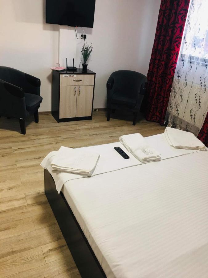 Casa Famous Apartment Яш Екстериор снимка
