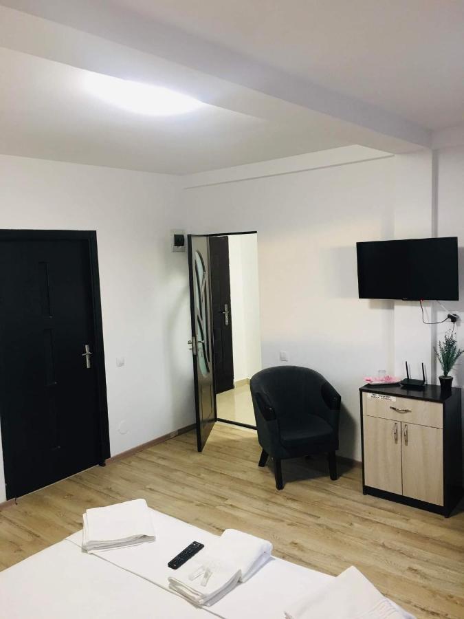 Casa Famous Apartment Яш Екстериор снимка