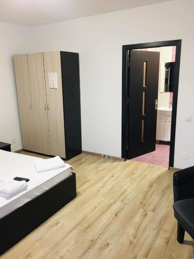 Casa Famous Apartment Яш Екстериор снимка