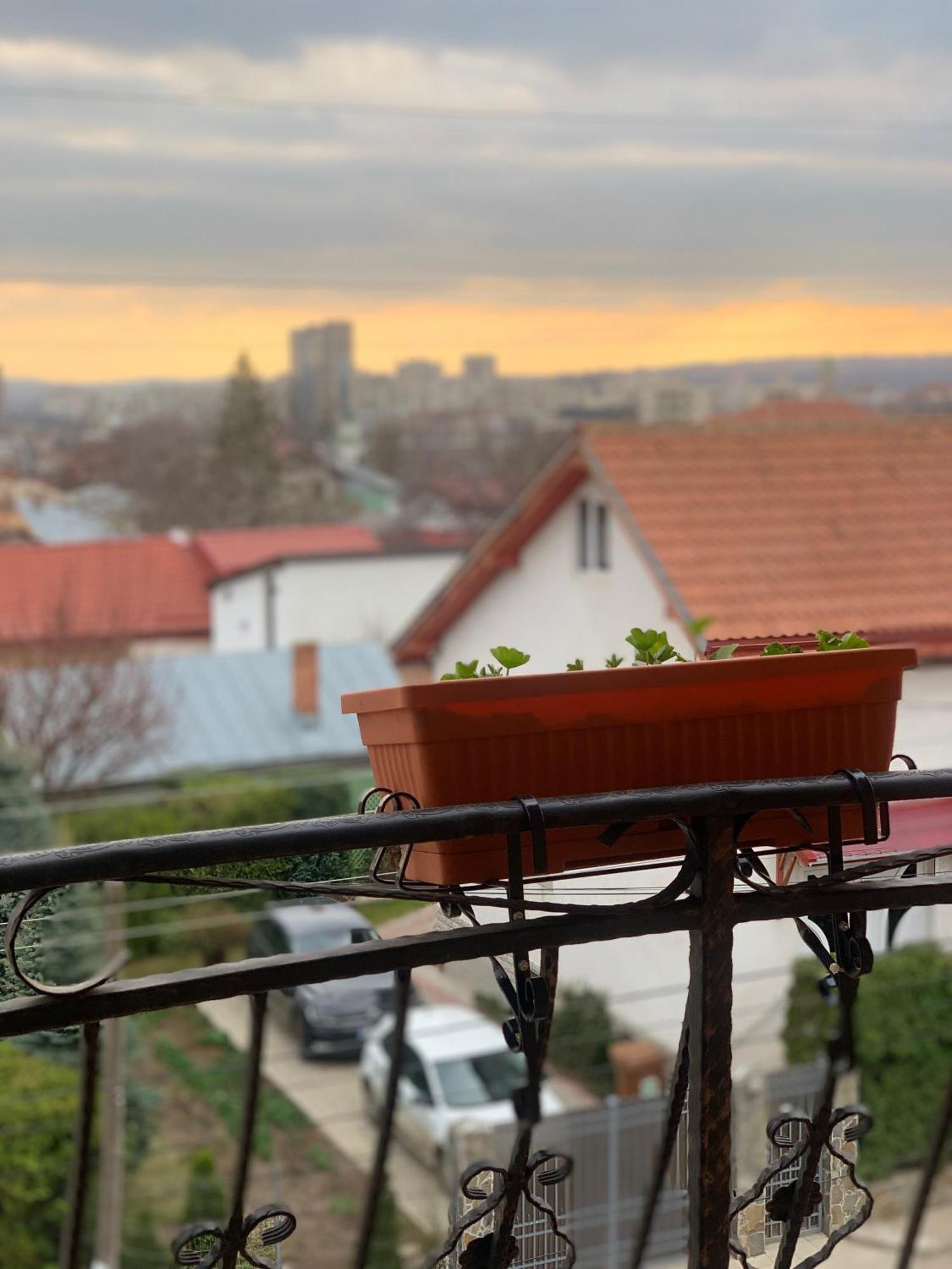 Casa Famous Apartment Яш Екстериор снимка